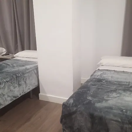 Deluxe & Maison d'hôtes 2*