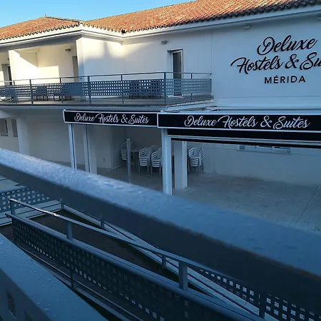 Deluxe & Maison d'hôtes 2*