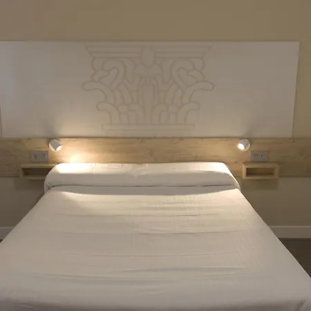 Deluxe & Maison d'hôtes 2*