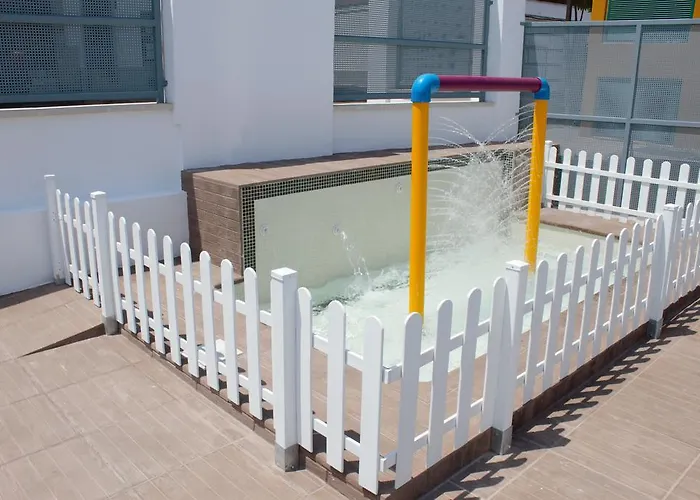 Deluxe & Vendégház 2*