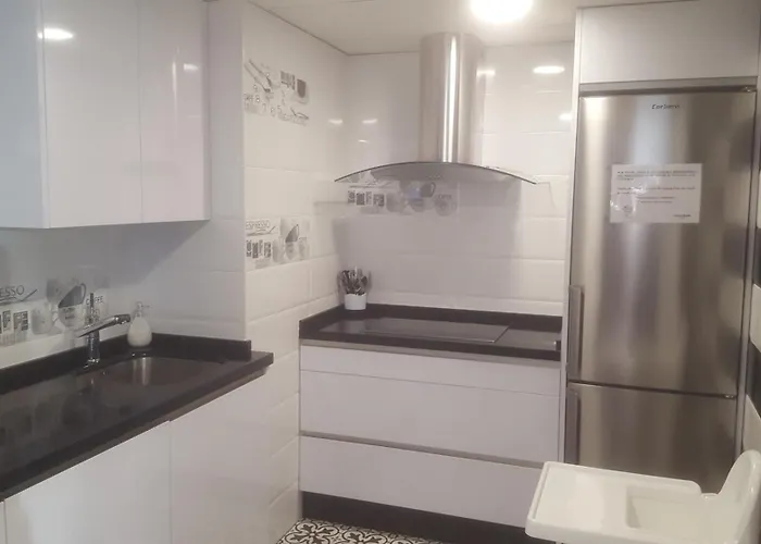 Deluxe & Vendégház 2*