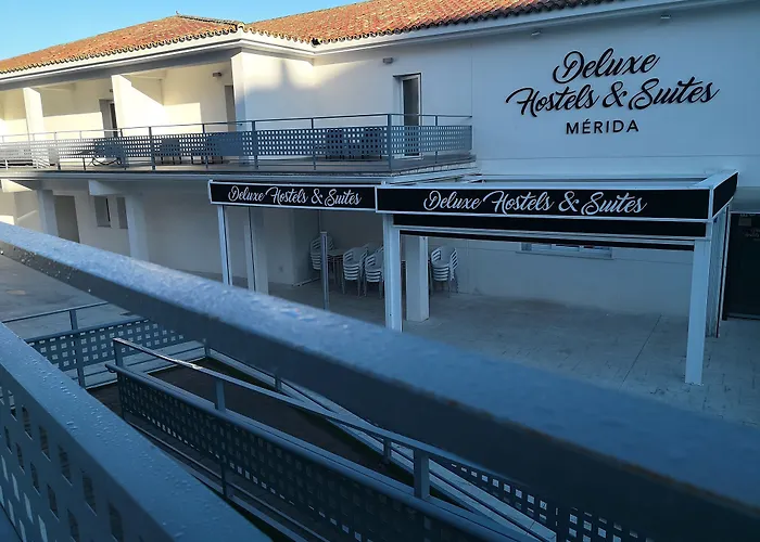 Deluxe & Casa de hóspedes 2*